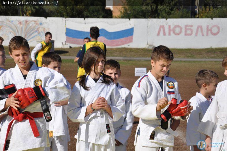 На стадионе «Локомотив» прошли показательные выступления (Фото)