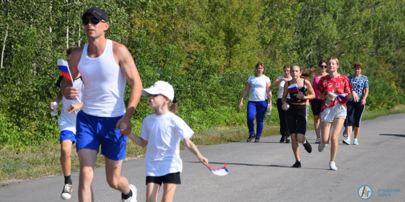 На старт Аткарского марафона вышли спортсмены 11 городов