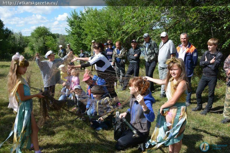 На Тургеневском пруду прошел десятый чемпионат по рыбной ловле (ФОТО)