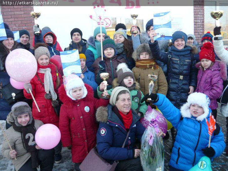 На вокзале аткарчане торжественно встретили победителей конкурса в Великом Устюге