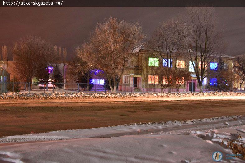 Новогодние пейзажи Аткарска создают праздничное настроение (Фоторепортаж)