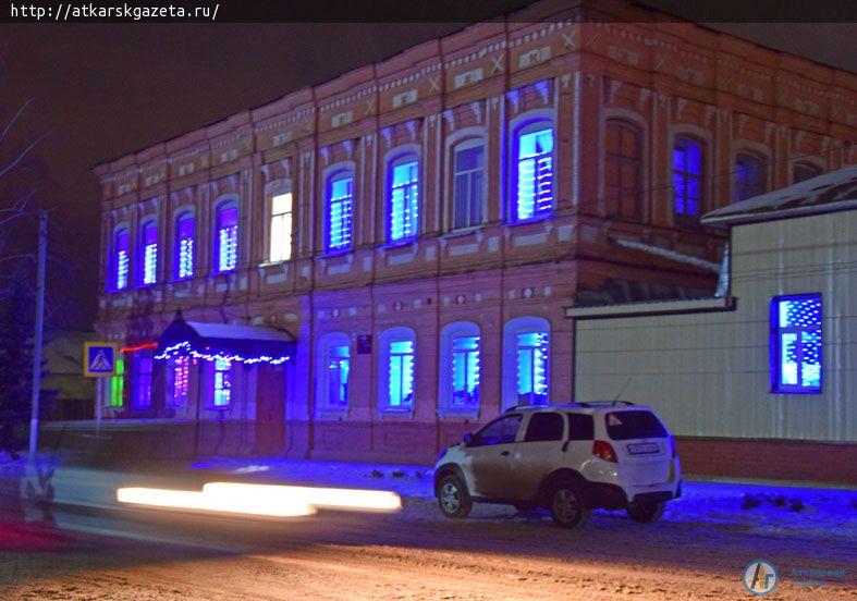 Новогодние пейзажи Аткарска создают праздничное настроение (Фоторепортаж)