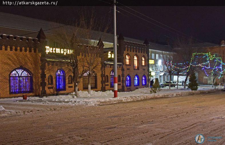 Новогодние пейзажи Аткарска создают праздничное настроение (Фоторепортаж)