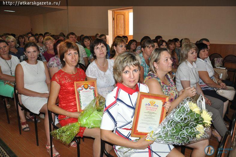 Новым Почетным знаком «Лучший наставник молодежи» отмечен профессионал Озерной школы (ФОТО)