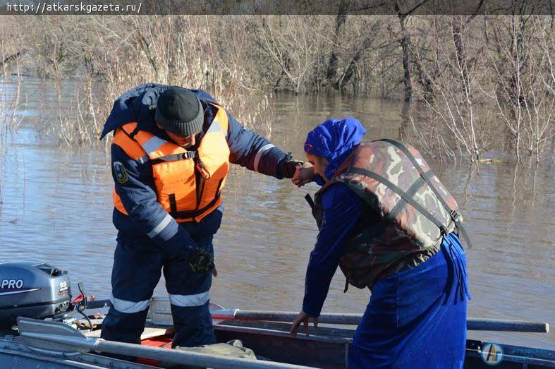 Паводок. Уровень воды на Аткаре близок к критической отметке (ФОТО)