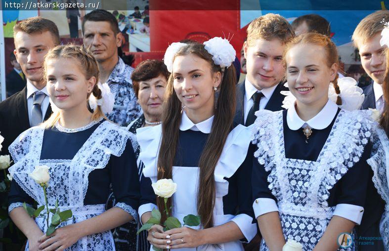 Первоклассники школы №8 нарисовали свои мечты (ФОТО)