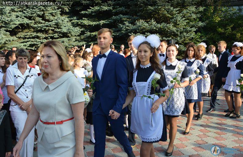 Первоклассники школы №8 нарисовали свои мечты (ФОТО)