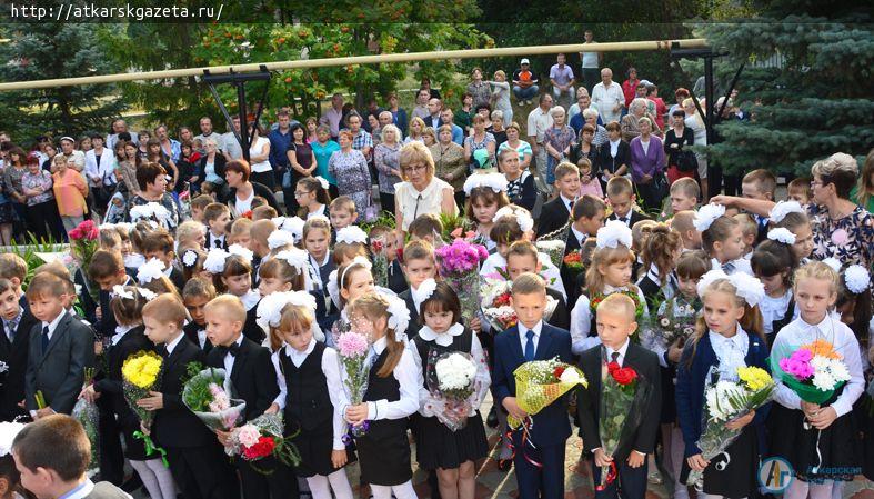 Первоклассники школы №8 нарисовали свои мечты (ФОТО)