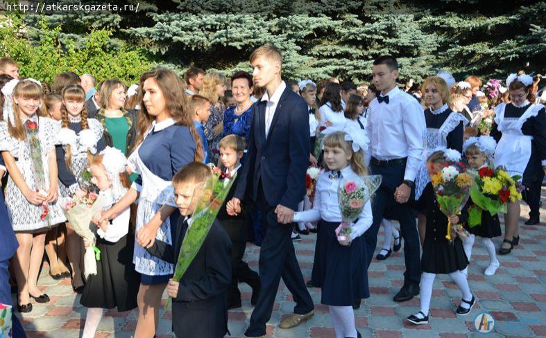 Первоклассники школы №8 нарисовали свои мечты (ФОТО)