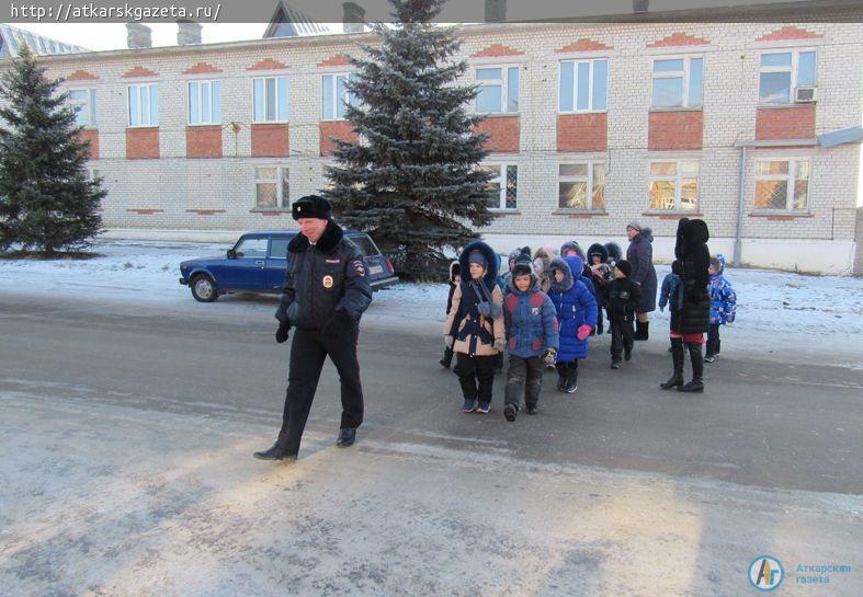 По Аткарску прошел «Родительский патруль»