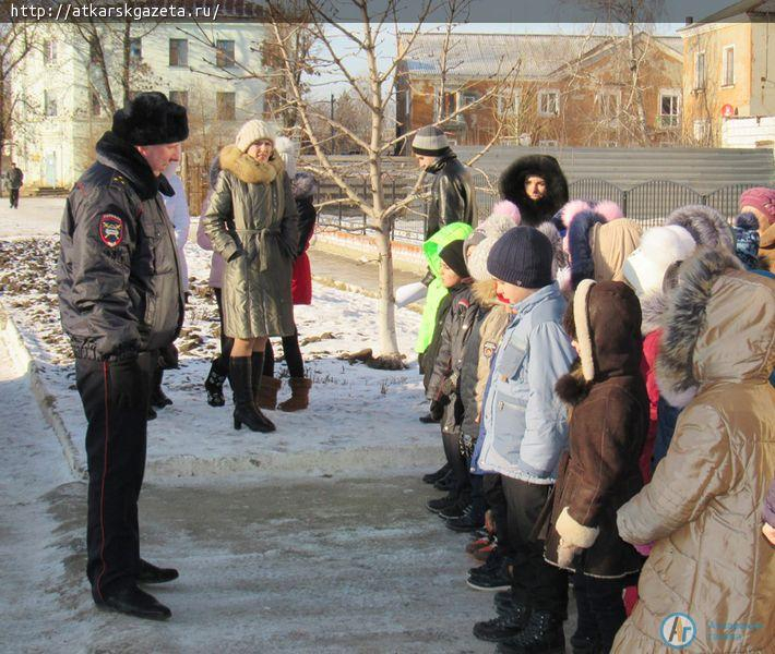 По Аткарску прошел «Родительский патруль»