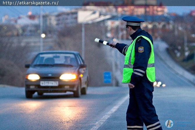 По улицам Аткарска разъезжал пьяный водитель без прав
