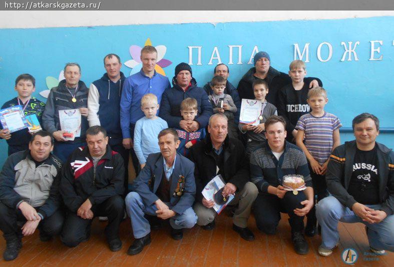 Победу в соревнованиях одержали "Крепкие парни"