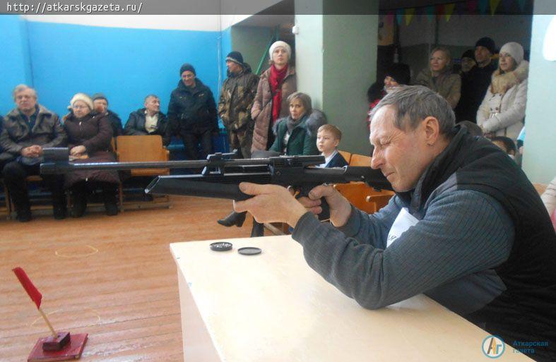 Победу в соревнованиях одержали "Крепкие парни"