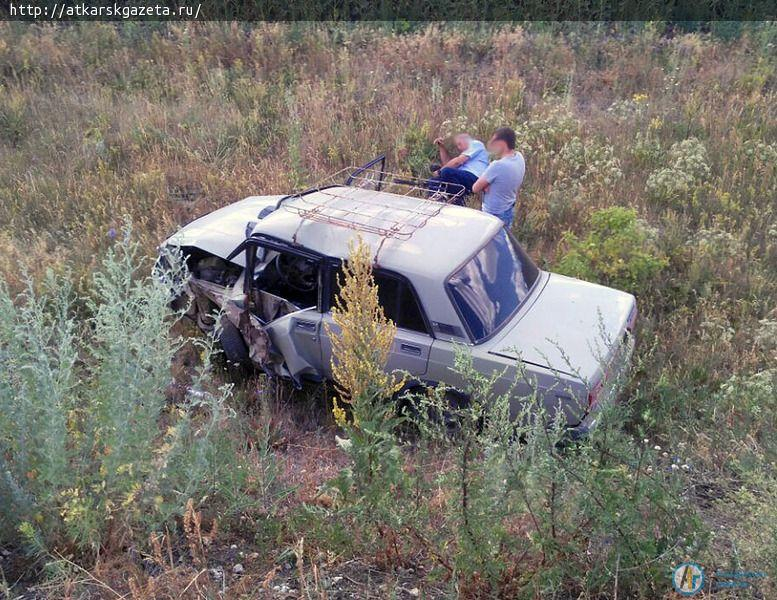 Под Аткарском перевернулся ВАЗ-2107 с пьяным водителем (ФОТО)