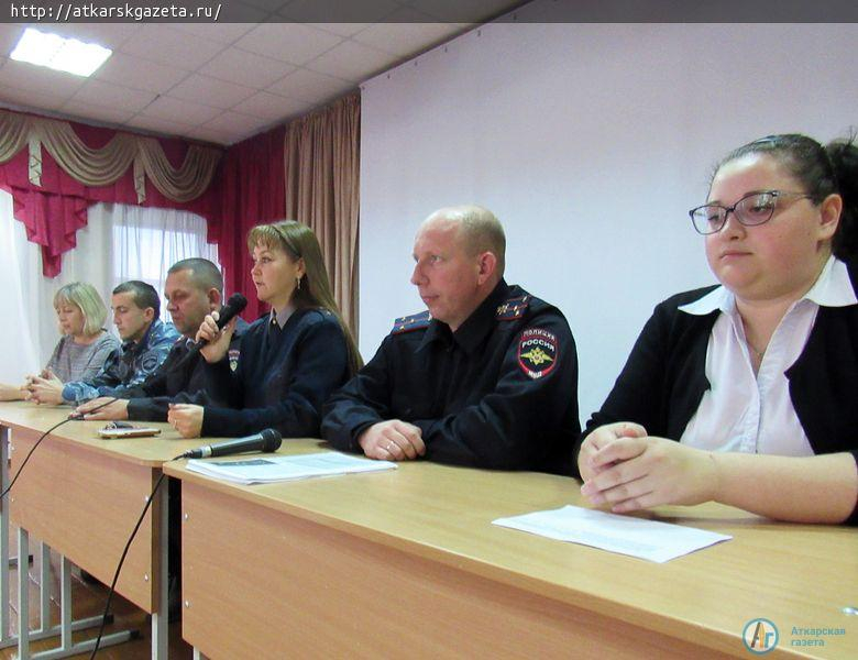 Подросткам рассказали о причинах и последствиях дорожных аварий
