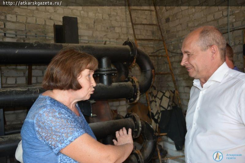 После визита министра в ЖСК «Локомотив» возобновили подачу горячей воды