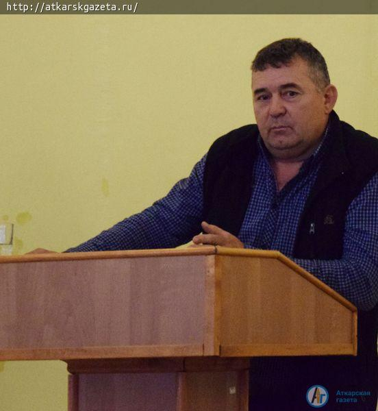 Председатель областной Думы Иван КУЗЬМИН привез в Аткарск 60 депутатов