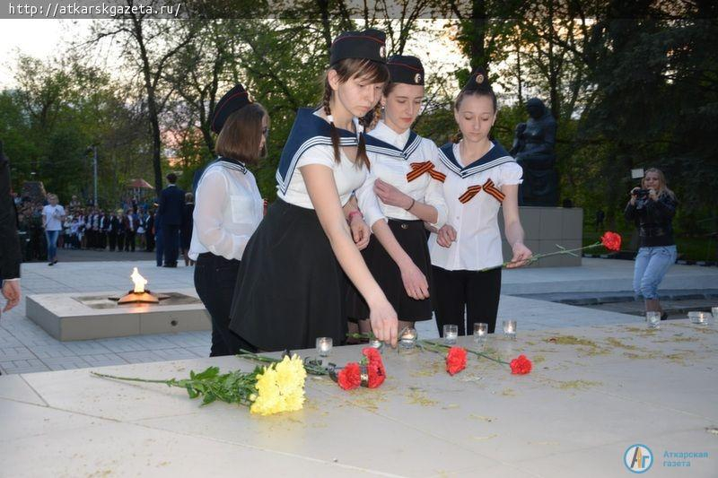 Сегодня в Аткарске прошла акция «Свеча Памяти» (ФОТО)