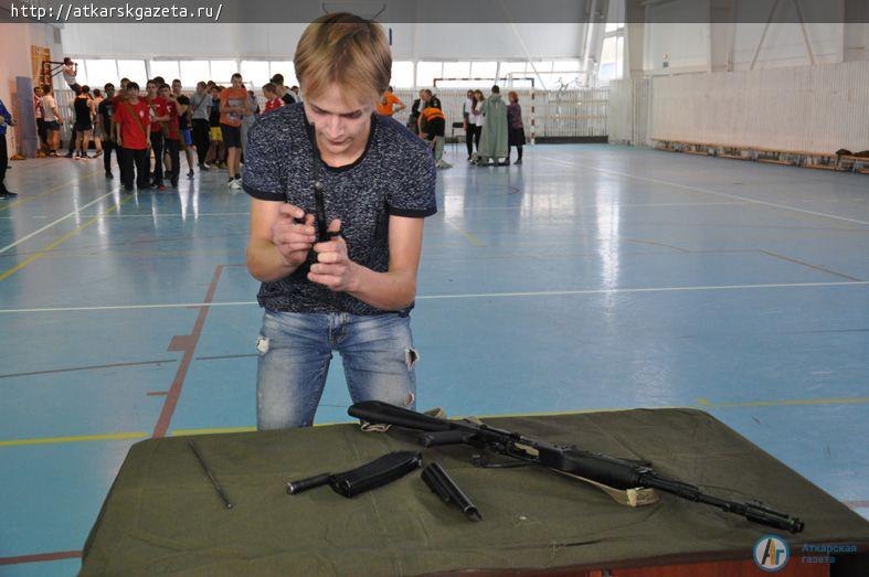 Сегодня в Аткарске прошла спартакиада по военно-спортивному многоборью (ФОТО)