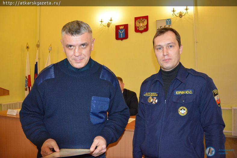 Сегодня в Малом зале администрации чествовали спасателей (ФОТО)