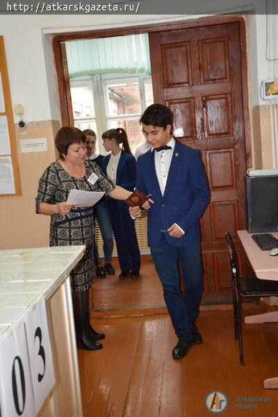 Сегодня журналист «АГ» сдавал пробный ЕГЭ по математике (ФОТО)
