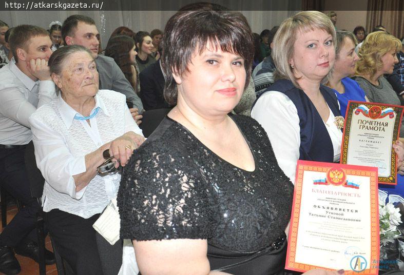 Школа №8 пролистала 130 лет жизни, творчества и перемен (ФОТОРЕПОРТАЖ)