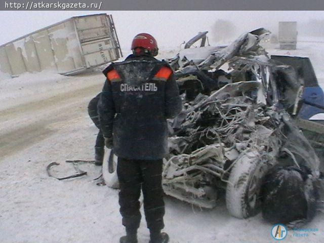 Спасатели одновременно ликвидировали два происшествия (ФОТО)