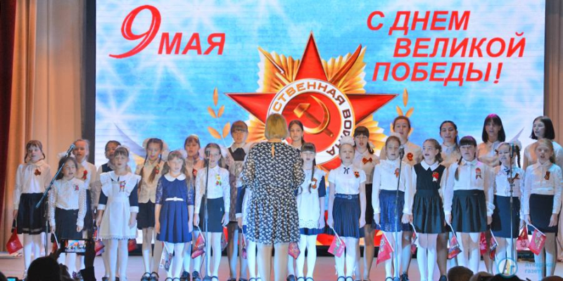 Спектаклю школы №3 "А зори здесь тихие" зал аплодировал стоя