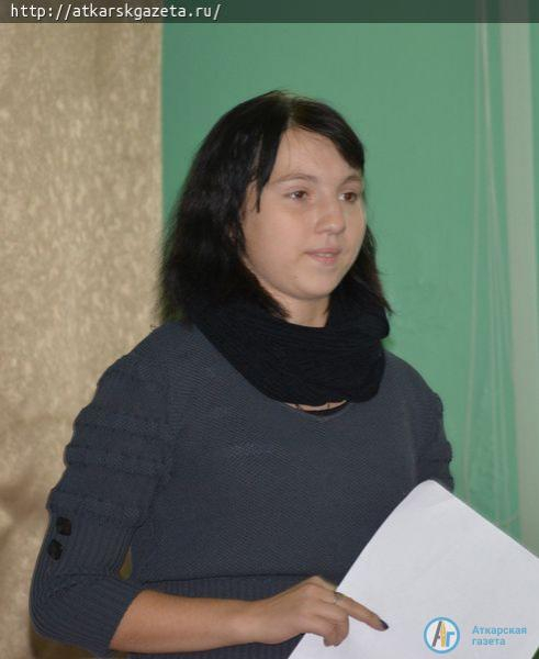 Студентка лицея Елизавета НЕСТЕРОВА нарисовала портрет Валерии (ФОТО)