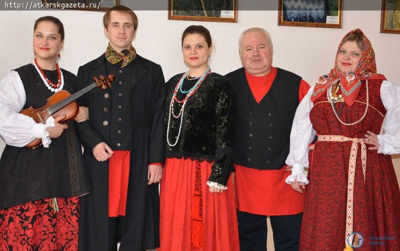 Свое творчество аткарским зрителям подарил саратовский "Балаган"