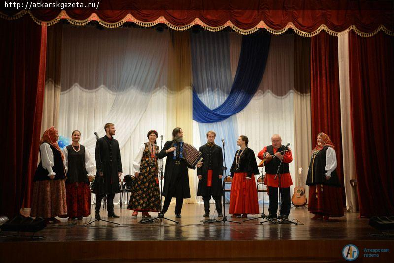 Свое творчество аткарским зрителям подарил саратовский "Балаган"