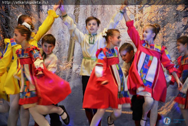 Танцоры из Светлого очаровали зрителей и жюри «Фламенко» и молдавским танцем