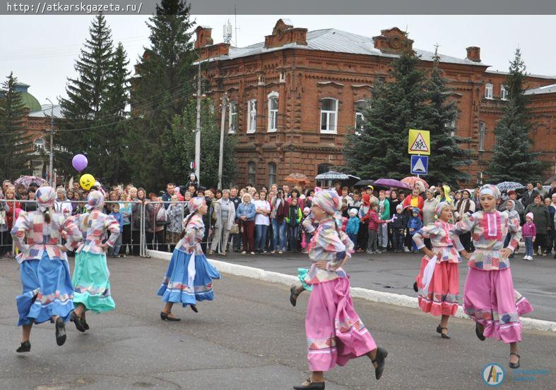 Торжество в честь Дня города состоялось несмотря на дождь (ФОТО)