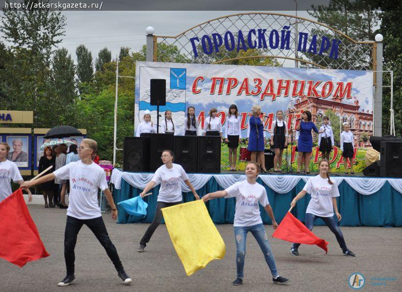 Торжество в честь Дня города состоялось несмотря на дождь (ФОТО)