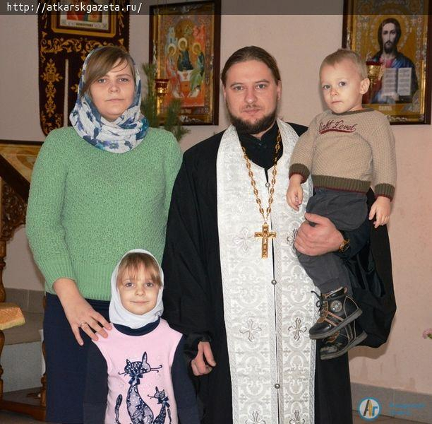 У настоятеля храма Михаила Архангела большие планы по благоустройству и благотворительности