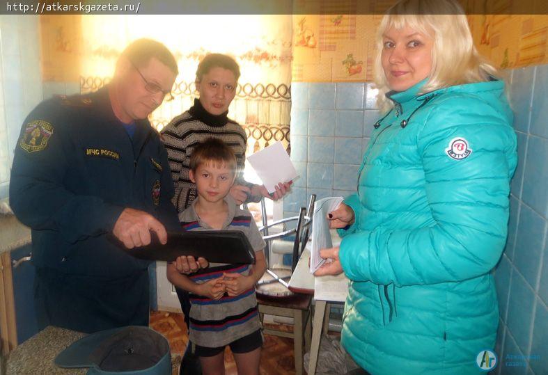 Участники рейда раздали памятки «О мерах пожарной безопасности»