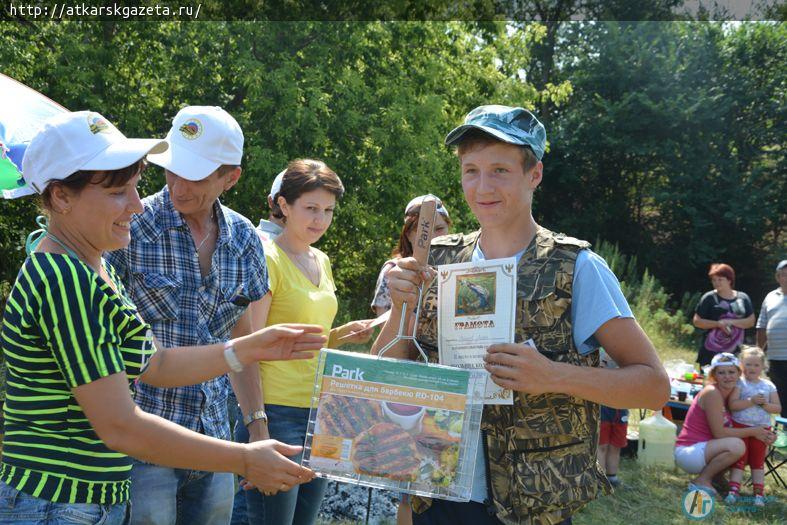 Участников чемпионата по рыбной ловле угощали монастырской ухой (ФОТОРЕПОРТАЖ)