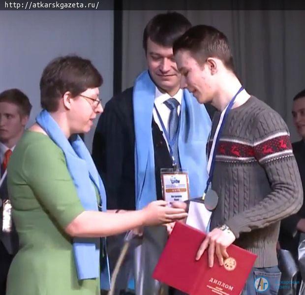 Ученик школы №9 поднялся на сцену академии в Архангельске (ФОТО, ВИДЕО)