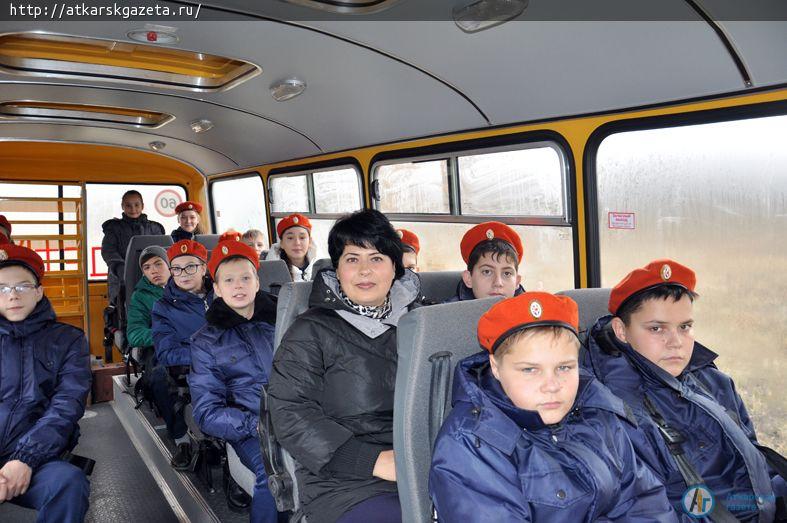 Ученики школы №10 побывали в действующей воинской части (ФОТО)