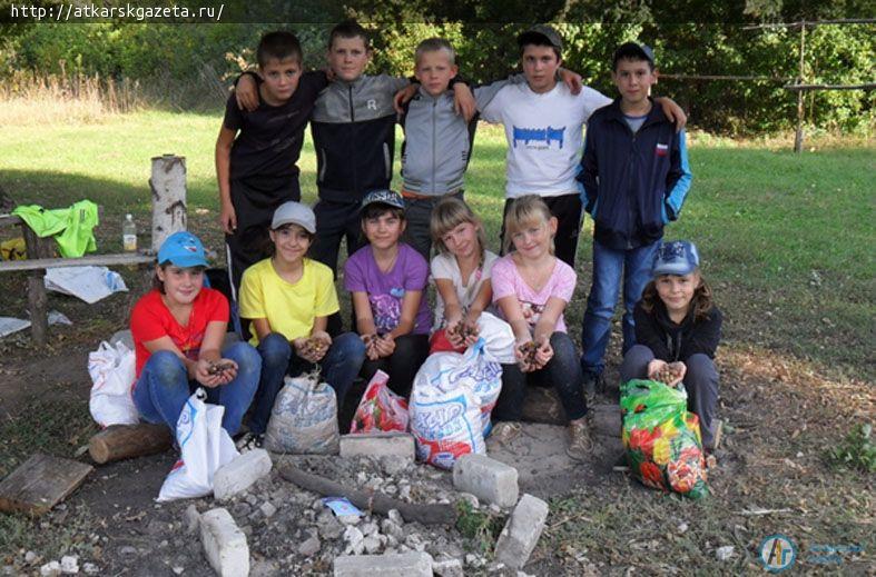 Ученики школы в Озерном провели велопоход с пользой для общества