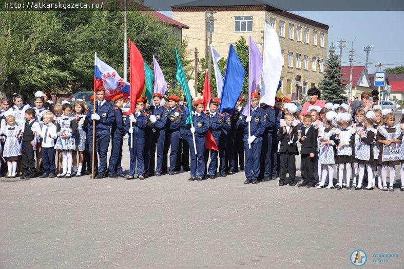 Ученики второго класса вступили в ряды «Юной России» (ФОТО)