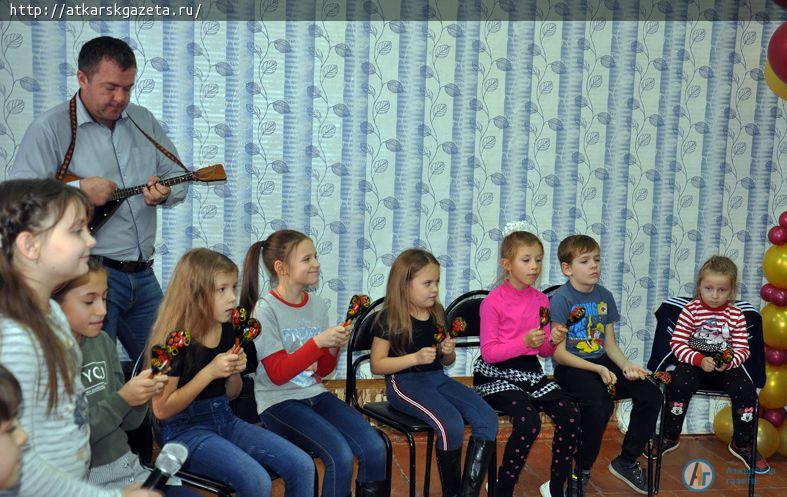 В Аткарске депутат Госдумы вспомнил детские годы