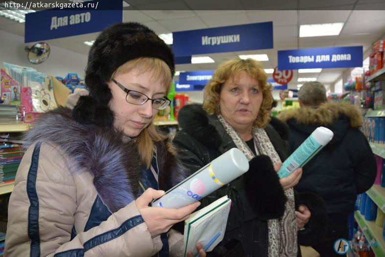 В Аткарске эксперты проводят рейды по выявлению спиртосодержащей непищевой продукции