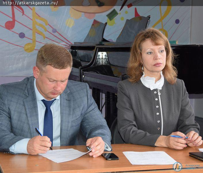 В Аткарске формируется выездная бригада уборщиков подъездов