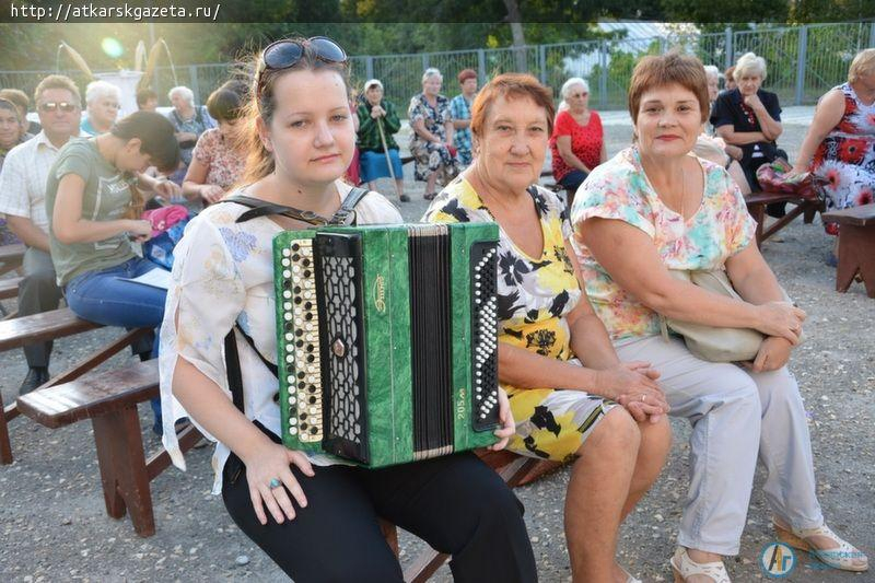 В Аткарске идет  «Ночь кино» (ФОТО)