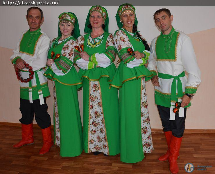 В Аткарске лучше всех в области поют и занимаются резьбой по дереву