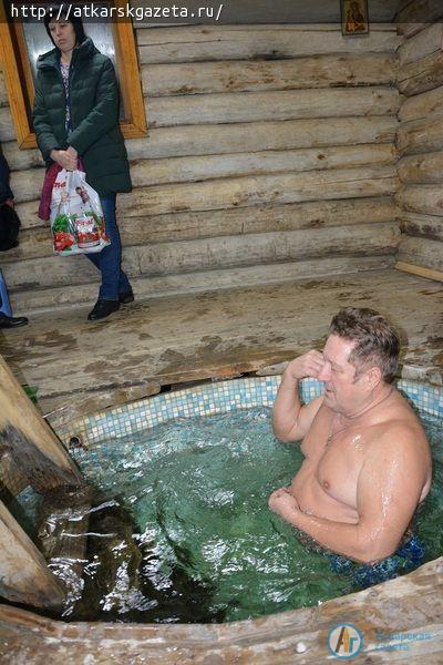 В Аткарске начались крещенские купания (ФОТО)