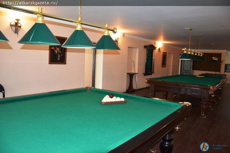 В Аткарске открылся турнир по русскому бильярду (ФОТО)