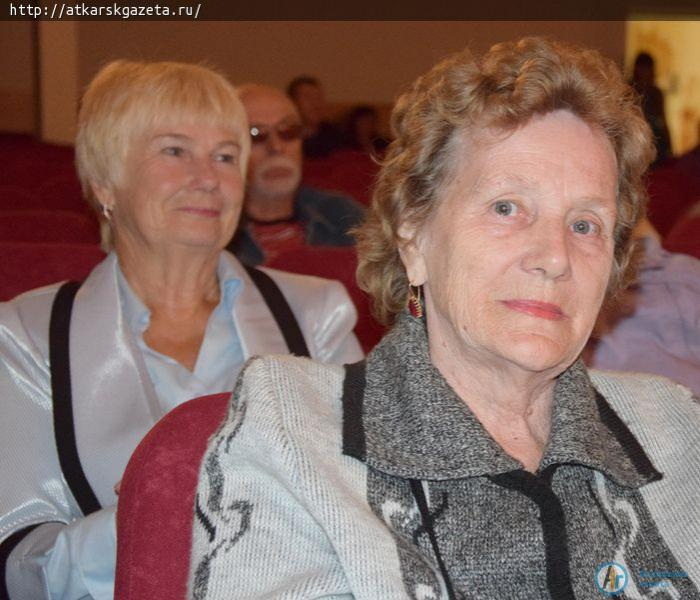 В Аткарске отметили труд семнадцати железнодорожников (ФОТО)